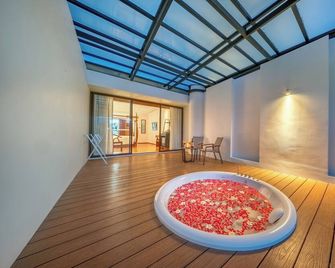 Patong Beach Hotel by See2Sea - Patong