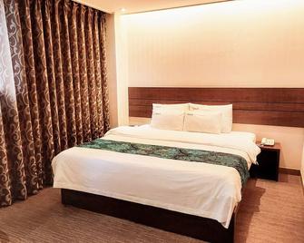 Namsan Hill Hotel - Seoul - Bedroom