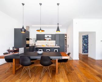 Chalet Estoril - Estoril - Dining room