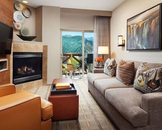 1 Bedroom Deluxe - Sheraton Mountain Vista - Full Resort Access - Avon - Wohnzimmer