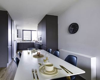 Yugo Explore - Ardcairn House - Dublín - Comedor