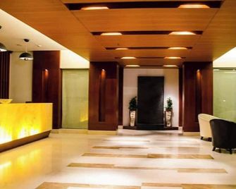 Hotel Lineage - Lucknow - Lobby