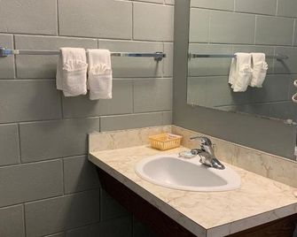 City Centre Motel older building - Hope - Phòng tắm