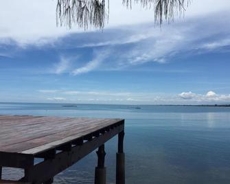 Issara Beach Resort - Sichon