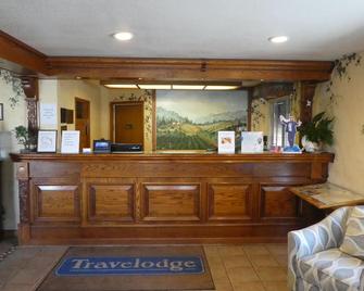 Travelodge by Wyndham Lemoore Near Naval Air Station - Lemoore - Rezeption