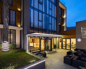 Iveria Inn Hotel - ทบิลิซี - อาคาร