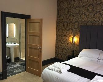 The Station Hotel - Worksop - Bedroom