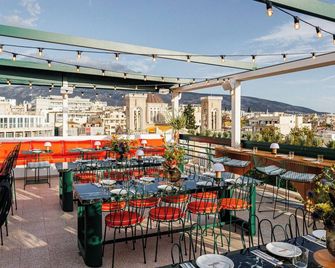 Regal Hotel Mitropoleos - Athens - Balcony