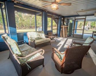 \'Floats My Boat\'- Suwannee River Home In Branford, Fl, Near Area Springs, Too! - Branford