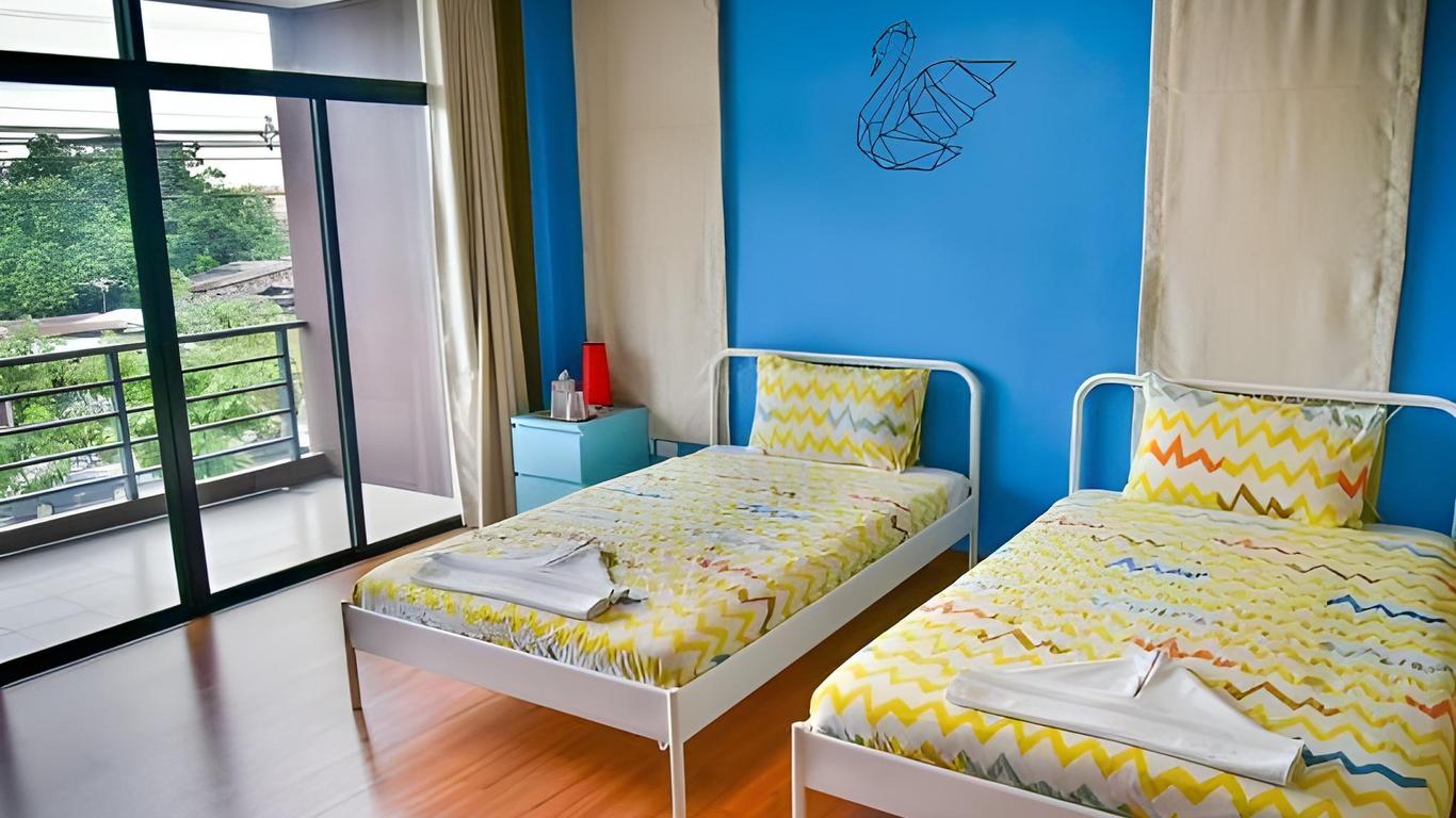 Zzz Hostel