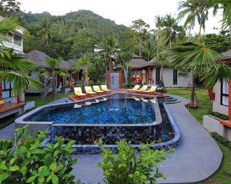 Chuz Villas Samui Sha Plus - Maret - Pool
