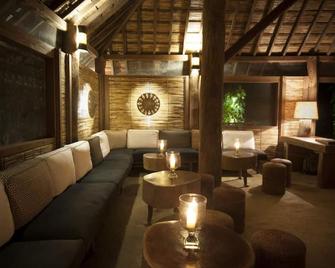 Tigertops Karnali Lodge - Bardiyā - Lounge