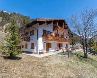 Dimora al Villaggio - Campestrin - Building