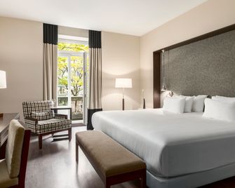 NH Collection Brussels Centre - Bruxelas - Quarto