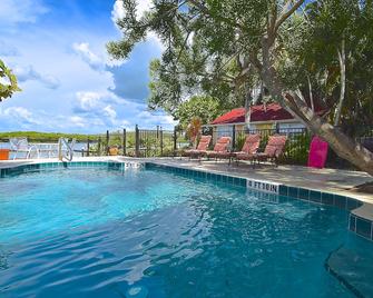 Turtle Beach Resort - Siesta Key - Pool