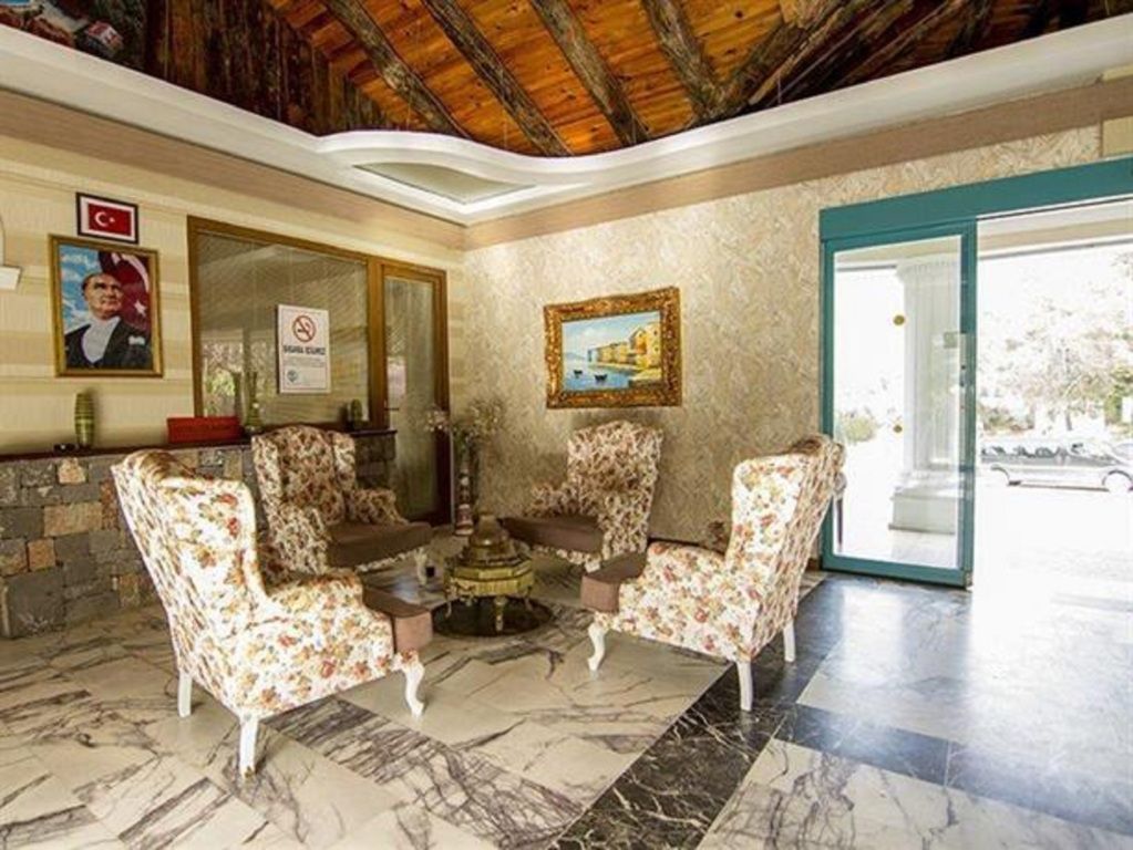 تيلميسوس نيفا هوتل