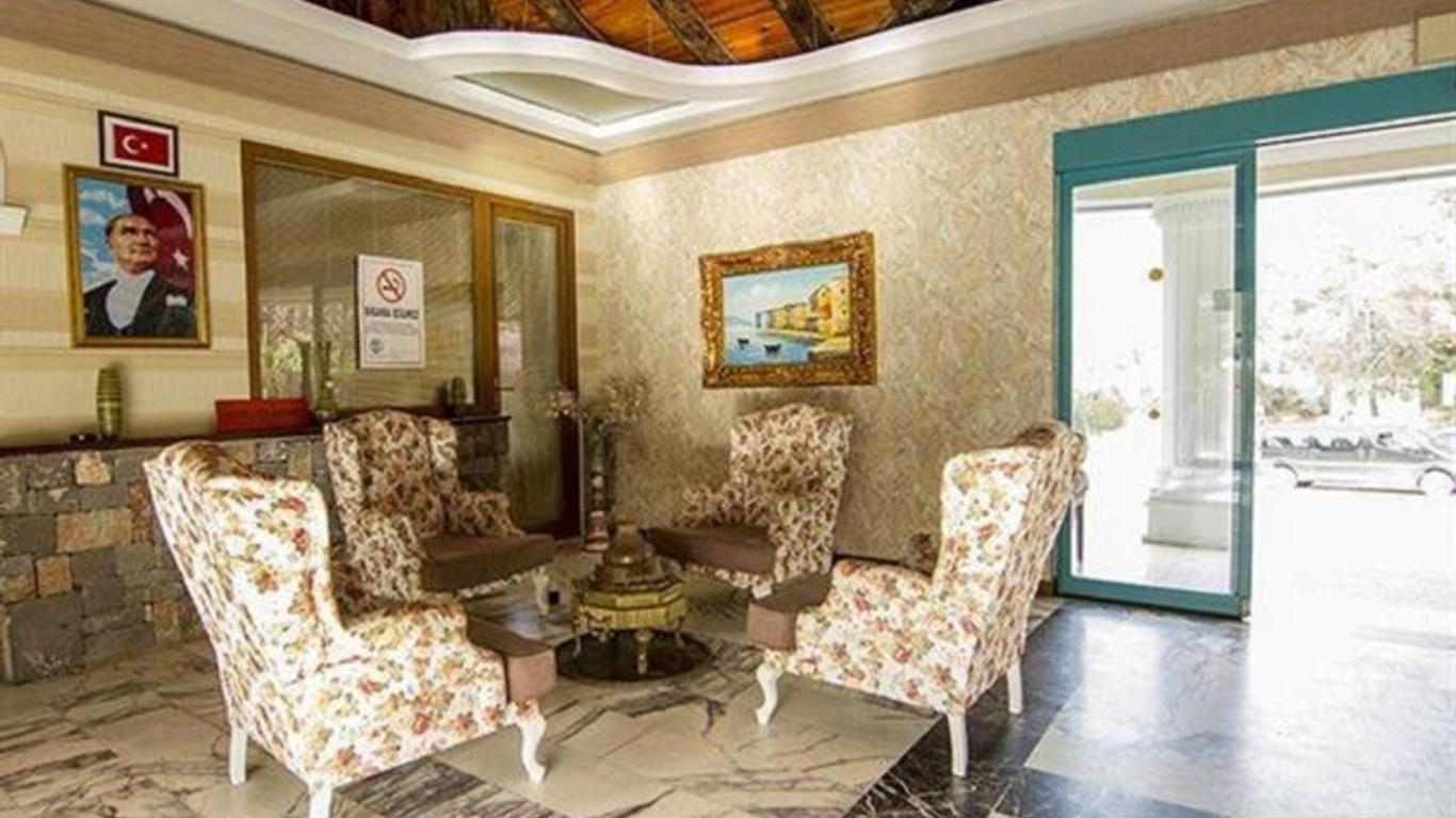 تيلميسوس نيفا هوتل