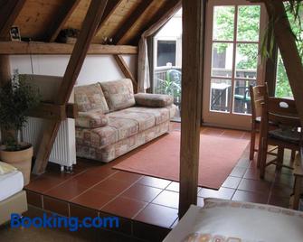 Apartments Bed & Breakfast Brückner - Markt Einersheim - Living room