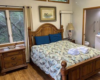 Lakefront,perfect for nature lovers and gardeners ,outdoor enthusiast & downtime - Lake Toxaway - Habitación