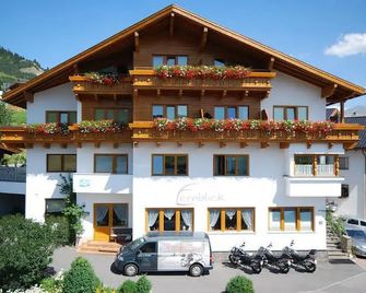 Aparthotel Fernblick - Fiss - Edificio