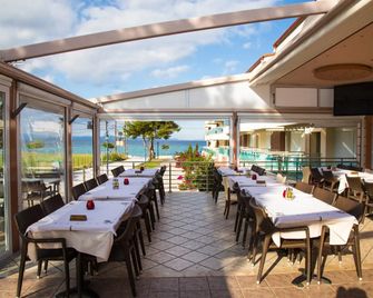 Hotel Dionysos Polichrono - Polychrono - Restaurant