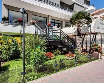 Florida Park Hotel - Bellaria-Igea Marina - Näkymät ulkona