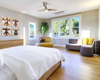Stylish Suite Near Downtown & Convention Center - San Diego
