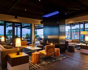 Canopy by Hilton Portland Waterfront - Portland - Lounge