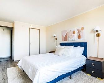 XL Center 1-Br Condo Dwntn Hartford Easy Parking - Hartford - Bedroom
