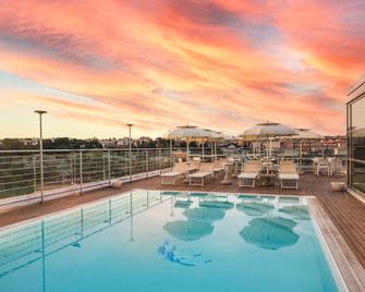 Mercure Siracusa Prometeo - סירקוזה - בריכה