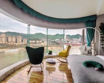Yu · Twelve High Altitude River View Homestay (Jiefangbei Raffles Store) - Chongqing - Balcony