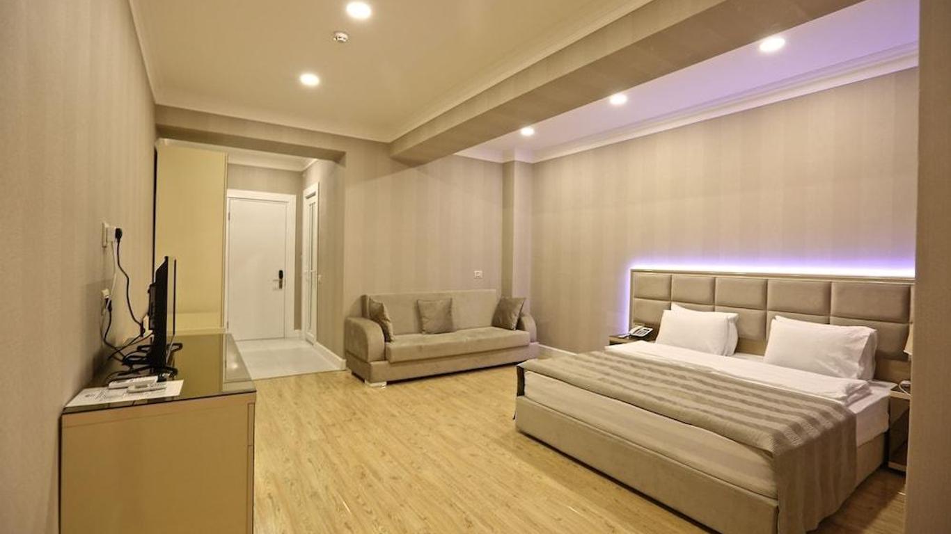 Rusel Hotel