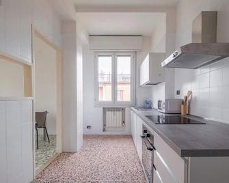 Homeby, Casa Ermete - Bologna - Køkken