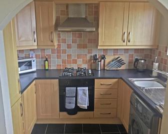 The Loft Guest Apartment - Portstewart - Kitchen