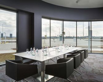 ibis Styles Budapest Airport - Budapest - Sala de reuniones