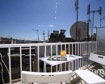 30m² homm Apartment in the center of Athens - Atenes - Balcó