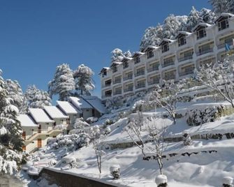 Hotel Green Top - Patnitop - Building
