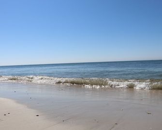 Sunbird Cape Cod Annex - West Yarmouth - Пляж