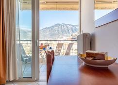 Comfy beach flat, 10min to the city center - Kalamata - Balcony