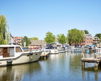 Hotel The Yard - Veghel - Außenansicht
