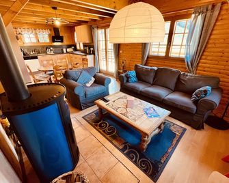 Beautiful Chalet in Nature Near Gerardme - Rochesson - Salon