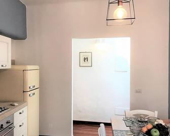 The Blue Lodge-Cozy Flat Close To Piazza Del Campo - Siena - Kuchnia