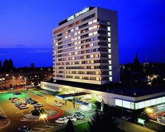 Hotel Cernigov - Hradec Králové - Edificio