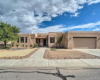 Rustic Las Cruces Escape - 2 Mi To Nmsu! - Las Cruces - Building