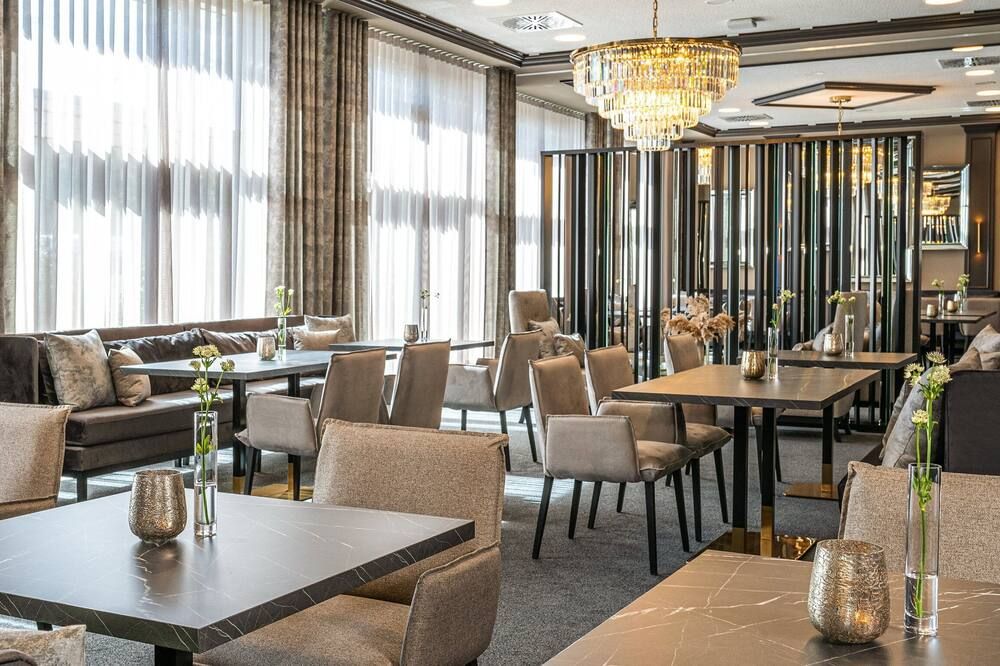 Victor's Residenz-Hotel Gummersbach - Gummersbach - Restaurace
