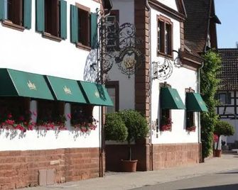 Hotel Zur Krone - Hayna - Budova