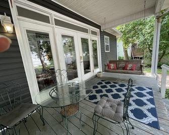 Carriage Lane Inn - Murfreesboro - Patio