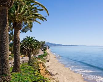 Seaside Cottage - Romantic Haven by the Beach - Montecito - Beach