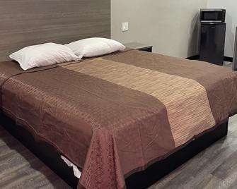 Welcome Inn & Suites Anaheim - Anaheim - Schlafzimmer