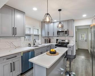 Aerostay Retreat - Wood Dale